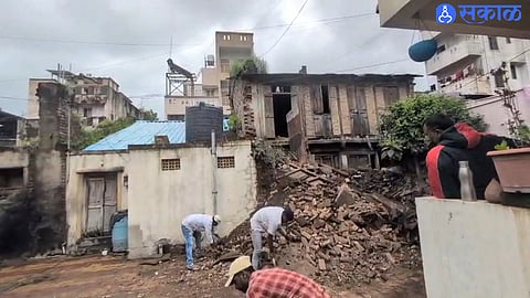 Maharashtra Heritage News Shanta Shelke Historic Wada Suffers Collapse After Heavy Rain Restoration Urged by Locals