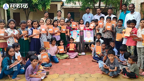 A farmer from Amalner has been distributing free school kits to students every year since 2018 in memory of his son Irfan, who died in a road accident.