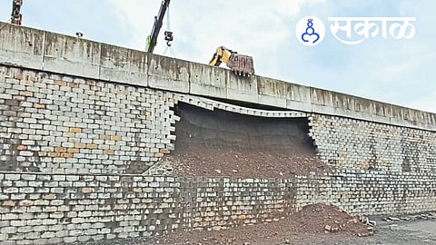Nipani NH48 flyover wall collapse investigation