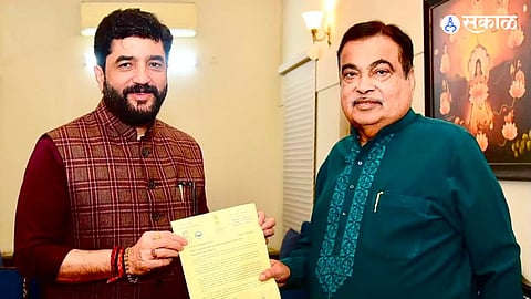 Murlidhar Mohol Nitin Gadkari meet