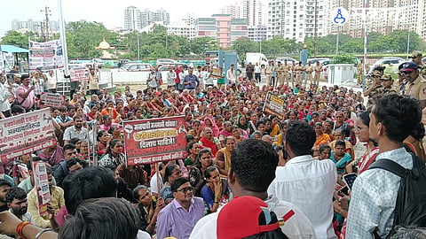 Thousands of hawkers marched to the Vasai-Virar Municipal Corporation demanding vending zones, identity cards and an end to eviction drives.