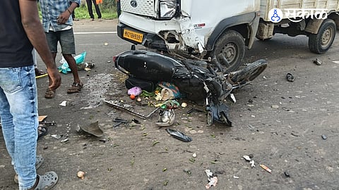Three members of a family, including a six-year-old boy, were seriously injured after a pickup vehicle collided head-on with their motorcycle near Rajput Vasti on the Ambad-Ghansawangi road in Jalna district.