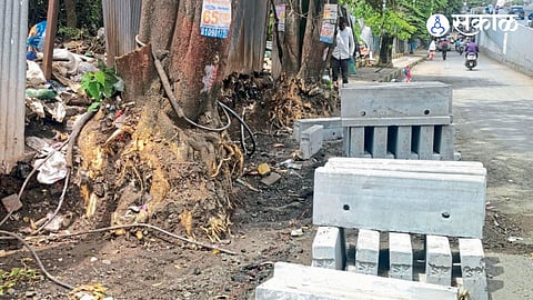 Pune Footpath Construction