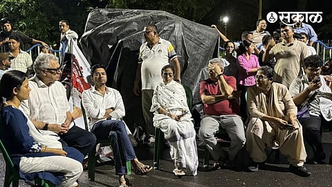 Mamata Banerjee Relative Death west bengal
