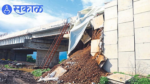 Jalgaon flyover collapse contractor FIR