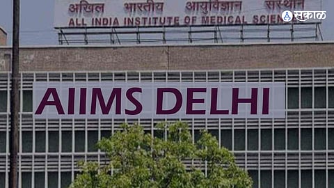 16-Year-Old Girl Dies After 14-Year Wait for Surgery
