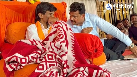 Manoj jarange Patil and MLA Raju Navghare