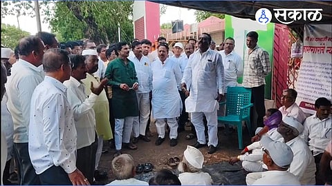 Damaji Retired Employees Call Off Protest on 22nd Day