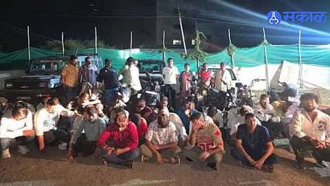 Police Action at Sukh Sagar Orchestra Bar in Bhogav Special Team Finds 26 Customers and 15 Female Bar Workers During Raid