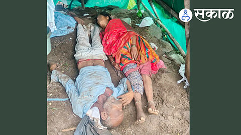 Lightning strike kills a couple in Dahigaon, Sillod; their son seriously injured.