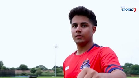 Anvay Dravid 211 strike rate India U19