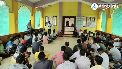 Dapoli Villagers Protest