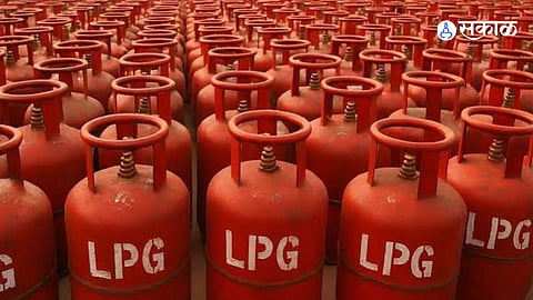Solapur LPG News New Domestic Gas Cylinder Rule Requires Online Booking And 25 Day Gap For Second Cylinder