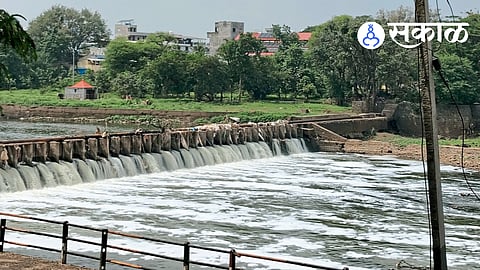 Indrayani River Pollution : ‘इंद्रायणी’वर पुन्हा एकदा विषारी फेसाची चादर  ; प्रशासकीय निष्क्रियतेमुळे लाखो वारकऱ्यांच्या श्रद्धेचा, आरोग्याचा प्रश्न ऐरणीवर