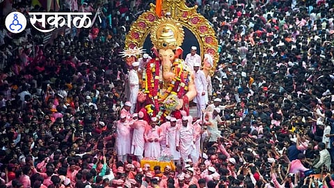 Lalbaugcha Raja Visarjan at Girgaon Chowpatty mumbai