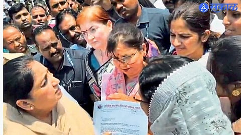 Students Seek Pending Scholarships and Fee Reimbursement in Parbhani