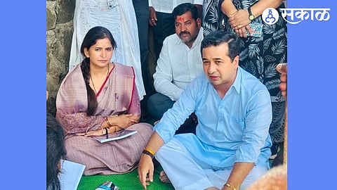 MLA Sanjana Jadhav and Nitesh Rane