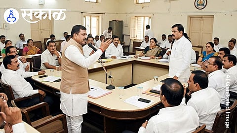 Chiplun Municipality Meeting and ₹15 Lakh Allegation