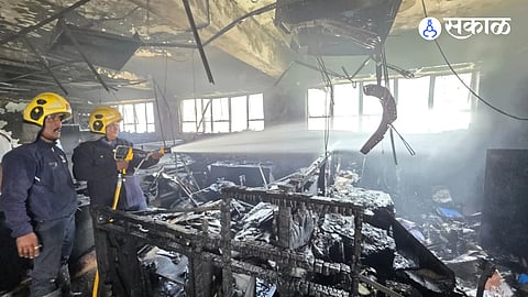 Massive Fire Breaks Out on Sixth Floor of Bank of India Building on Laxmi Road