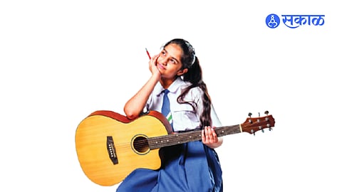 Shikshan Chintan: Connecting Art Education with Creative Self-Expression by Dr. Milind Naik