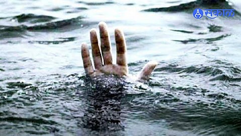 Ambad Jalna News 38 Year Old Man Dies After Falling Into Farm Well Family Left in Mourning After Tragic Incident