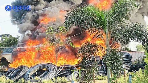 Modnimb Fire News Jal Jeevan Mission Pipes Burned Temple And Gram Panchayat Suffer 32 Lakh Property Loss
