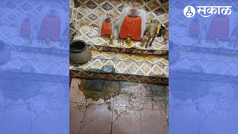 The silver padukas footwear were stolen from this very spot in the temple