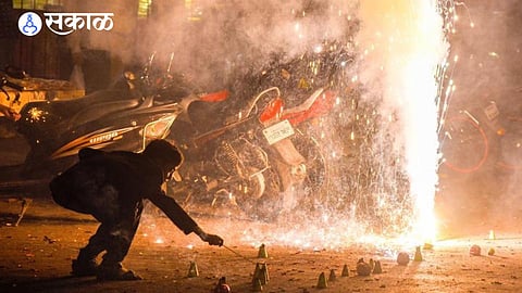 bursting-firecrackers-on-streets