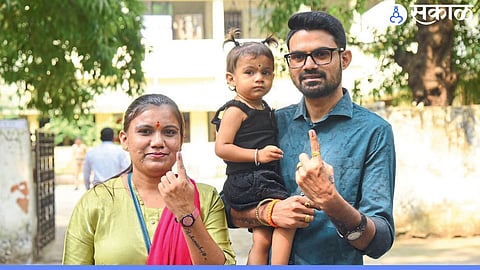 Graduate voters cast their ballots across six districts in the Nagpur division during the graduate constituency election.