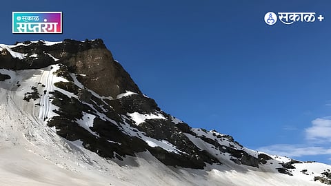 Parvati Glacier in Himachal Pradesh 