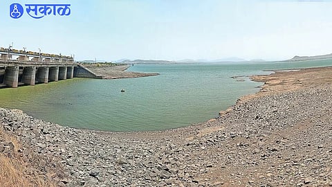 Satara Drought News Water Shortage Hits Farmers as Tanker Demand May Rise Despite High Dam Storage Across the District
