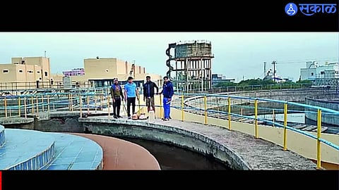 The Dudhali sewage treatment plant in Kolhapur remains non-operational amid pending electricity upgrades.