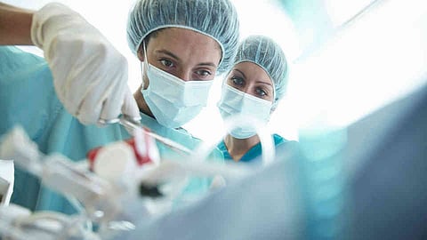 Doctors performed over 400 surgeries in Corona crisis