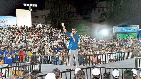 मजबूर नव्हे तर मजबूत सरकारसाठी साथ द्या 