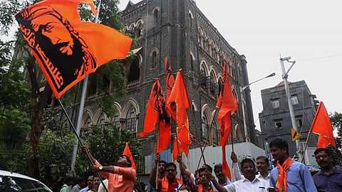 मराठा समाजाला EWS मध्ये आरक्षण द्यावे; मुंबई उच्च न्यायालयात याचिका दाखल