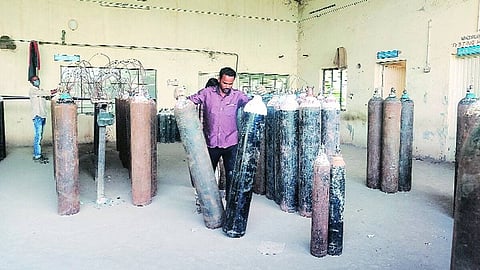 ऑक्सिजन पुरवठादारांच्या नफेखोरीवर राज्य सरकारचे नियंत्रण नाही; 'आयएमए'चा आरोप
