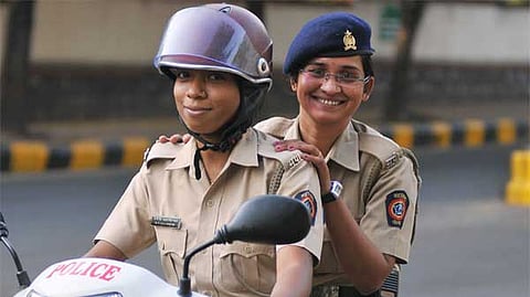 Women's police hand injured 