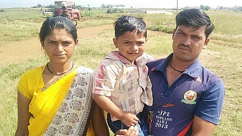 ...अन्‌ श्रेयसच्या ओठांवर फुलले हसू 