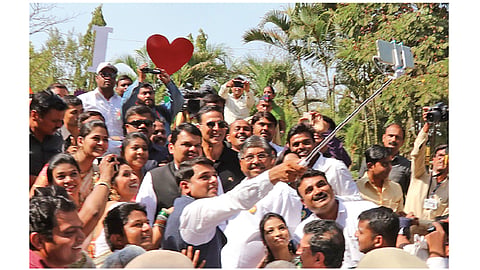 अक्षयकुमारची एन्ट्री आणि जल्लोष