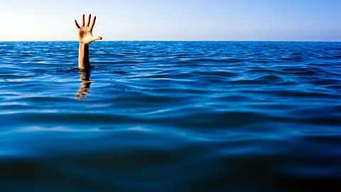 A young man who went for immersion drowned in a mine