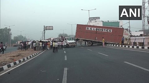 Agra Accident