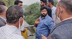 Akola Marathi News will beautify the Khai river area of Akot, Guardian Minister Bachchu Kadu instructs to prepare a proposal