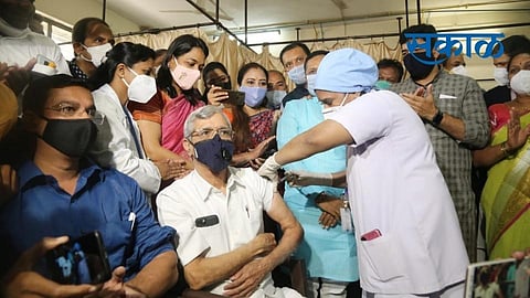 Beneficiaries feelings after Corona vaccination begins in Pune Corona.jpg