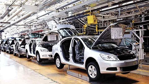 संकट गडद: मारुती सुझुकीच्या उत्पादनात 25 टक्के कपात!
