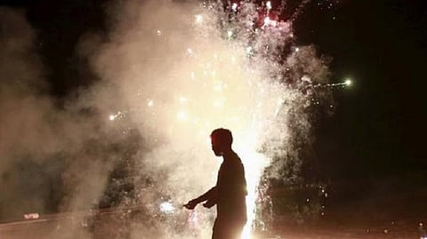 Fire crackers