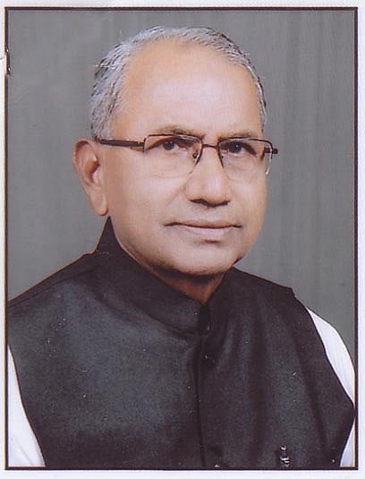 ज्येष्ठ नागरिकांच्या प्रश्नांवर अधिवेशनात लक्षवेधी मांडावी; खासदार-आमदारांना डॉ. हंसराज वैद्य यांचे आवाहन