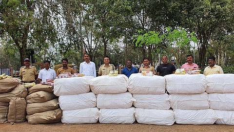 बारामतीत ग्रामीण पोलिसांची मोठी कारवाई; 30 लाखांचा गुटखा जप्त