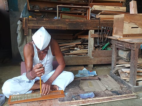 Corona puts artisans in gold in trouble