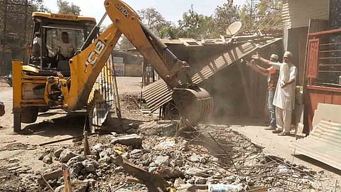 shivaji nagar atikramn karvaee imege
