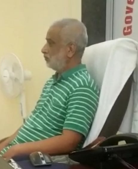 मद्यधुंद प्राध्यापक बसले "डीन'च्या खुर्चीत...अन्‌ म्हणतात "मीच आहे तुमचा डीन' ! वाचा सविस्तर.. 